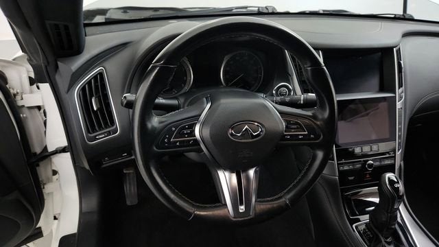 2021 INFINITI Q60 PURE