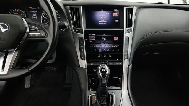 2021 INFINITI Q60 PURE