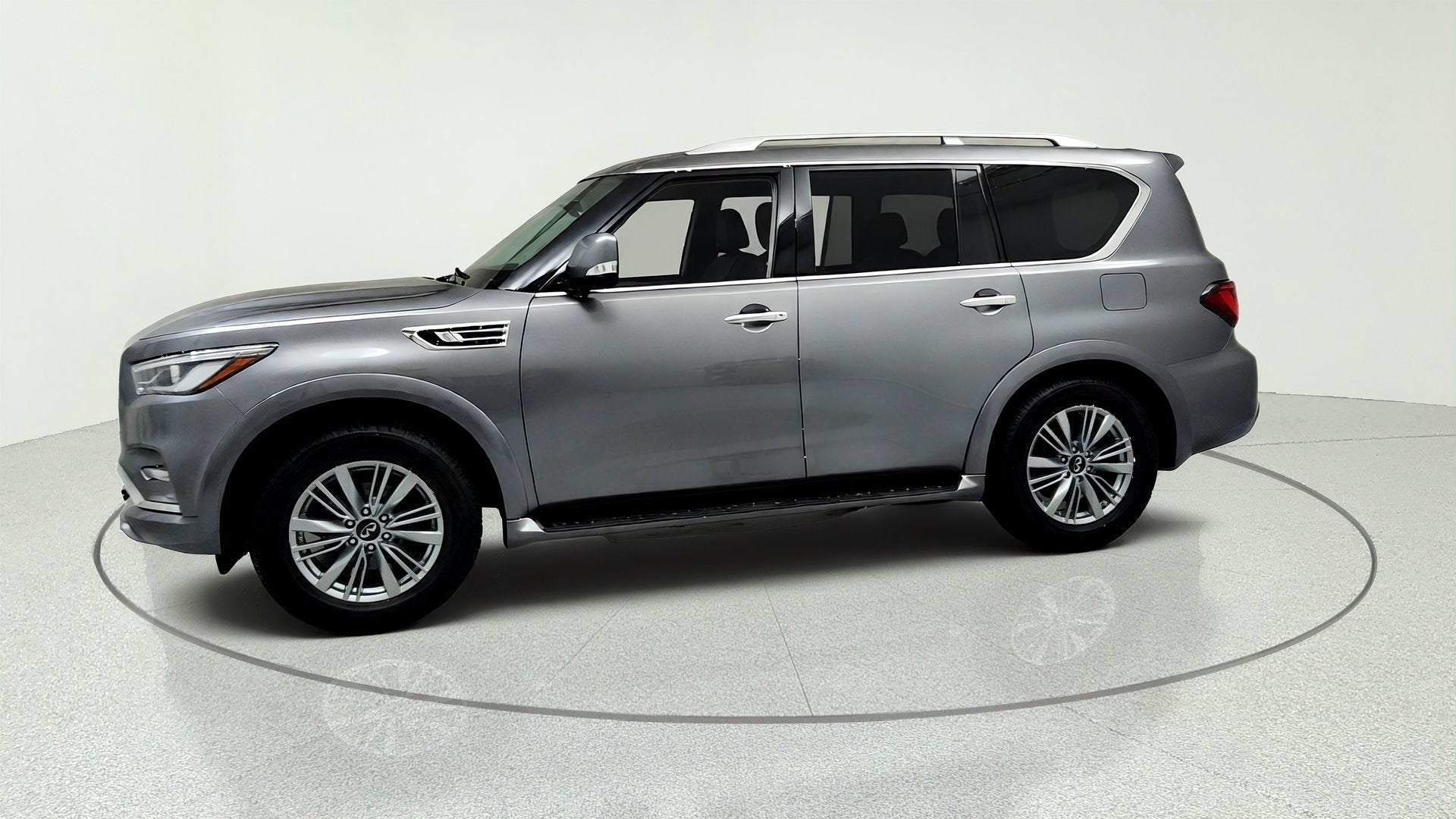 2021 INFINITI QX80 LUXE AWD