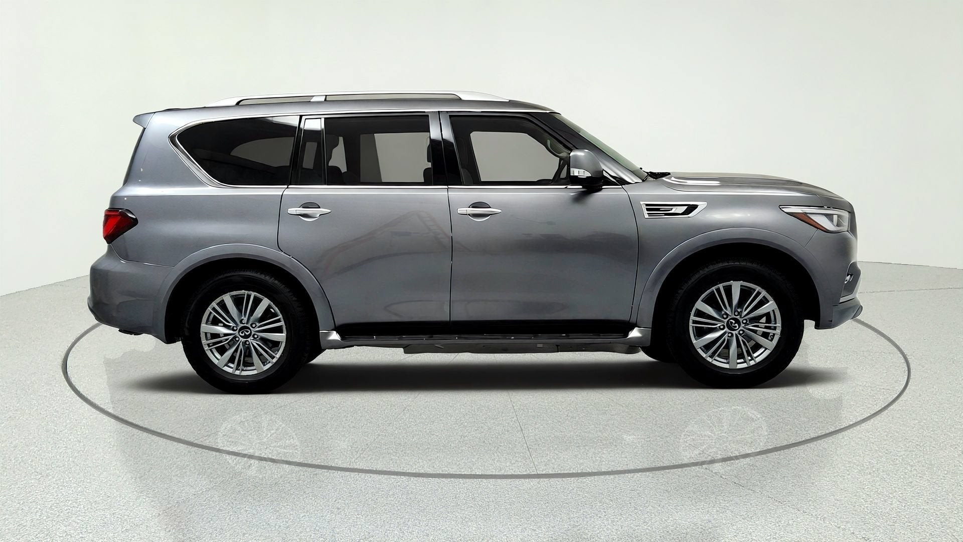 2021 INFINITI QX80 LUXE AWD