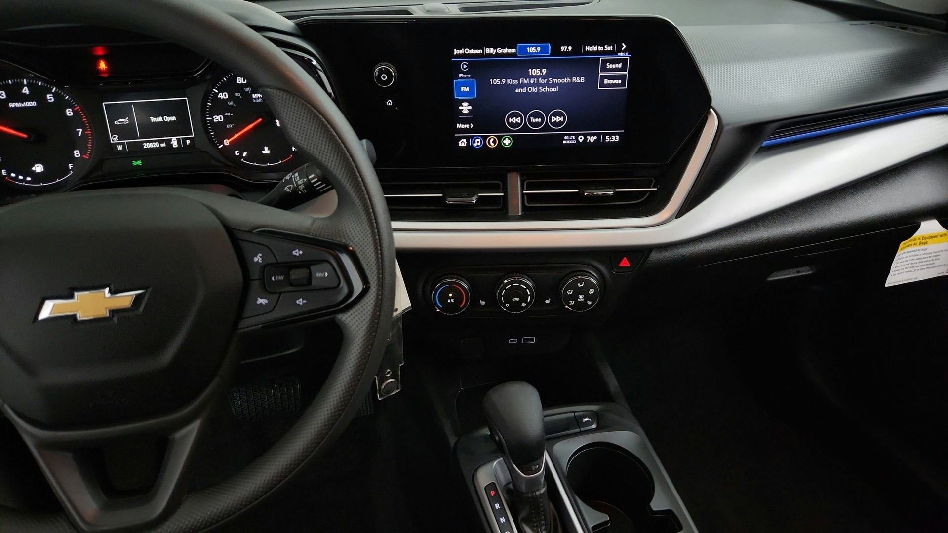 2025 Chevrolet Trax LS