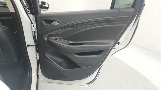 2020 Buick Envision Essence Group