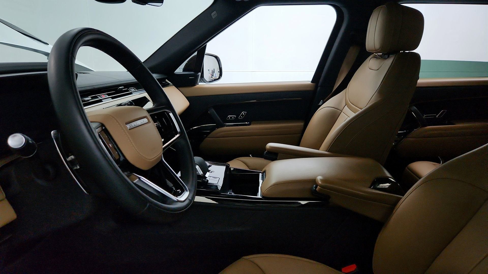 2025 Land Rover Range Rover Sport P360 SE