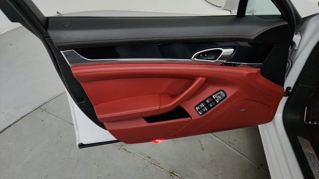 2014 Porsche Panamera Base