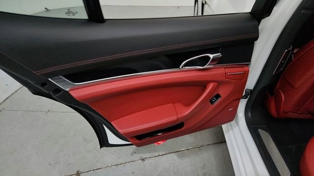 2014 Porsche Panamera Base