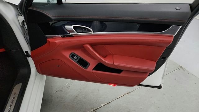 2014 Porsche Panamera Base