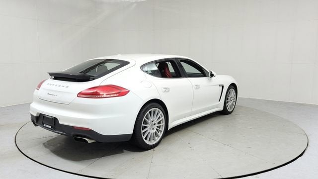 2014 Porsche Panamera Base