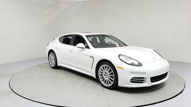 2014 Porsche Panamera Base