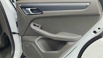 2018 Porsche Macan 4DR SUV AWD