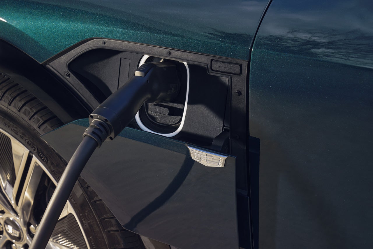 Les Stanford Cadillac in Dearborn MI