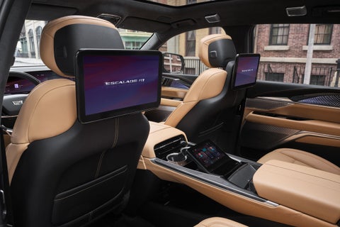 Les Stanford Cadillac in Dearborn MI