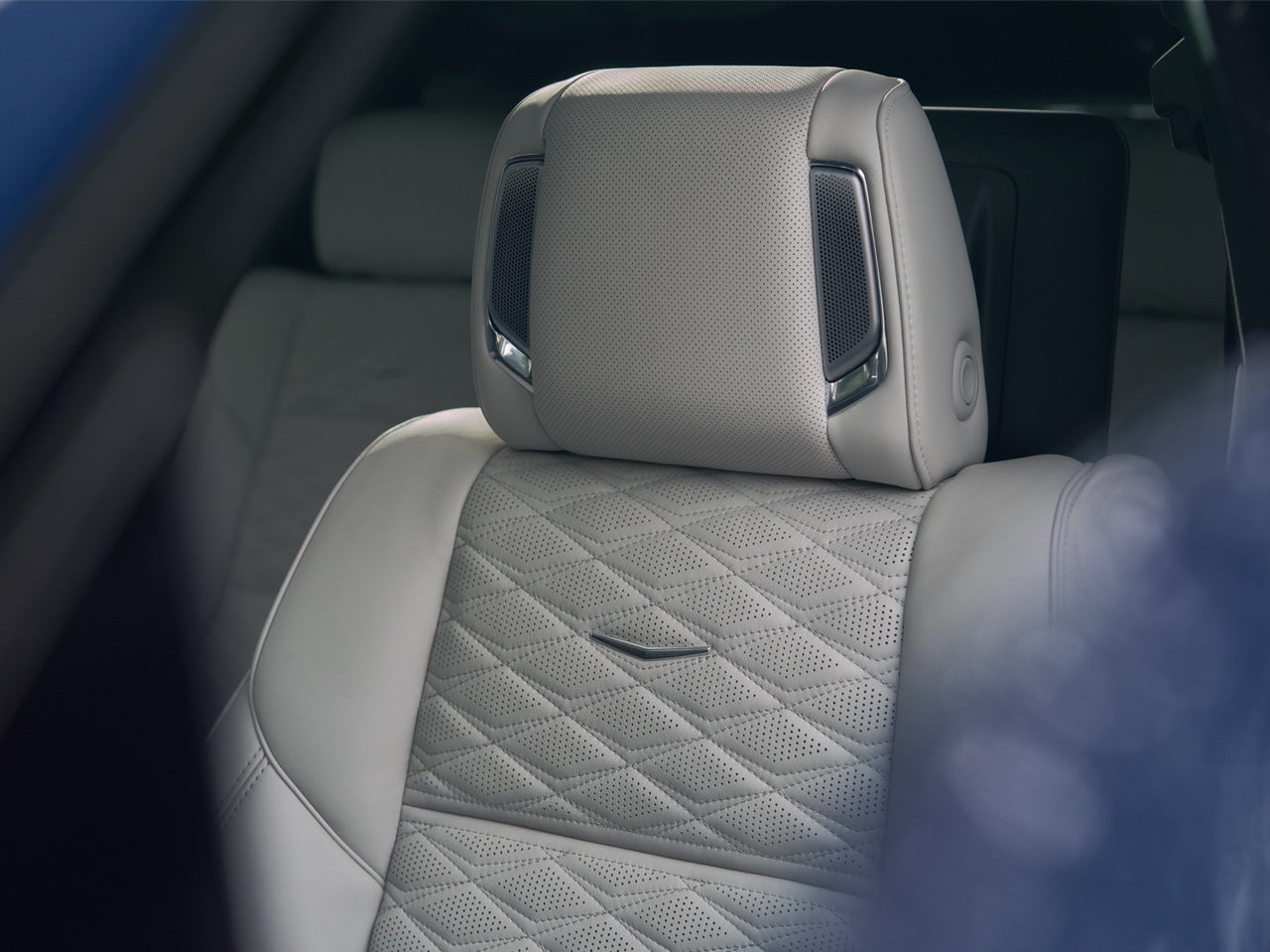 Les Stanford Cadillac in Dearborn MI